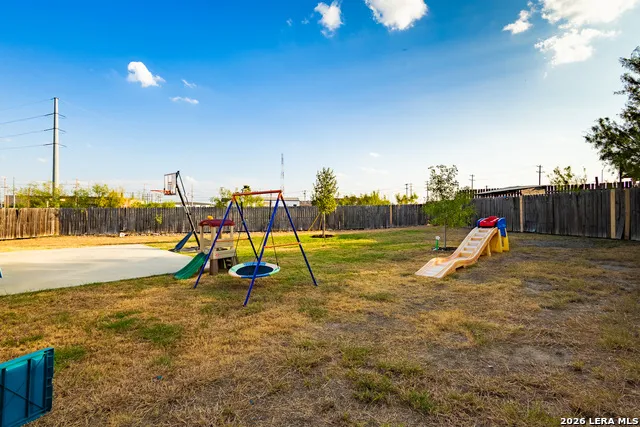 2740 OAK MANOR DR Eagle Pass, TX 78852