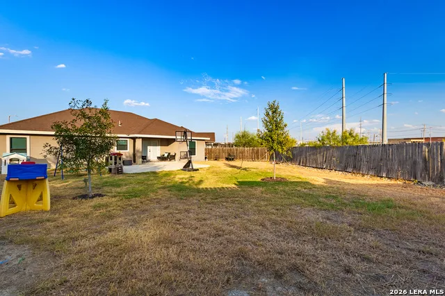 2740 OAK MANOR DR Eagle Pass, TX 78852