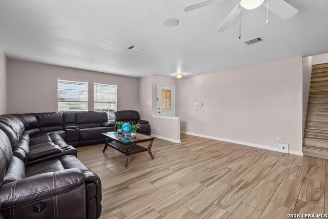3526 Carruthers Oak San Antonio, TX 78261