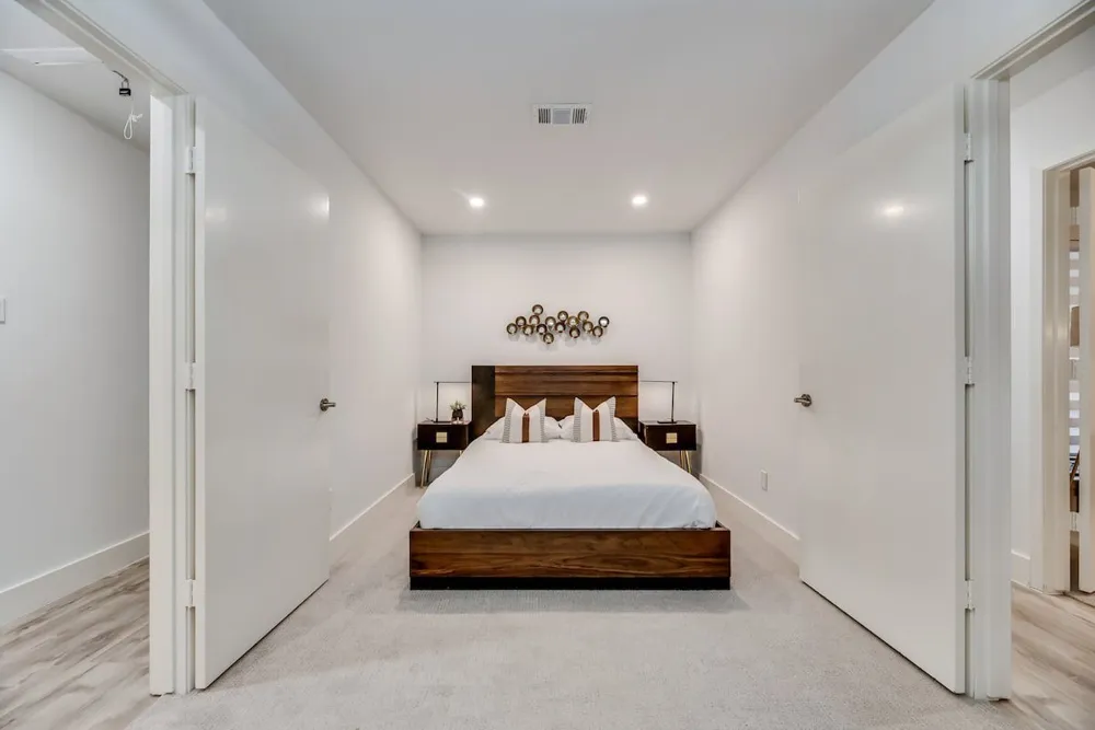 9034 Gunnison Drive Dallas, TX 75231