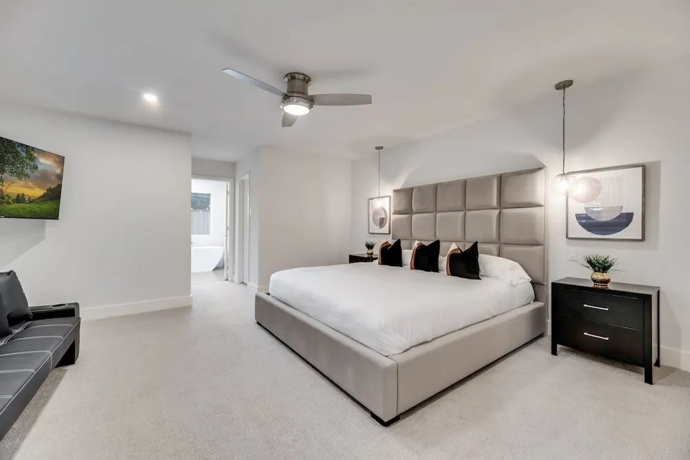 9034 Gunnison Drive Dallas, TX 75231