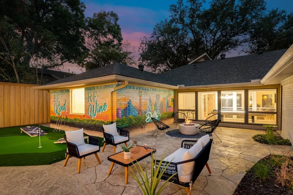 9034 Gunnison Drive Dallas, TX 75231