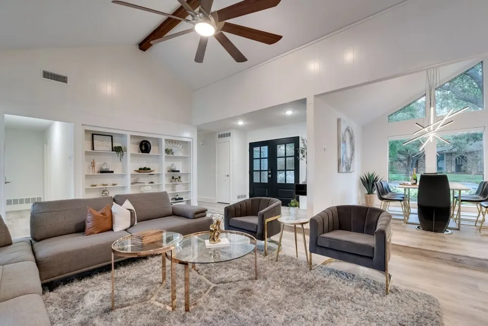 9034 Gunnison Drive Dallas, TX 75231