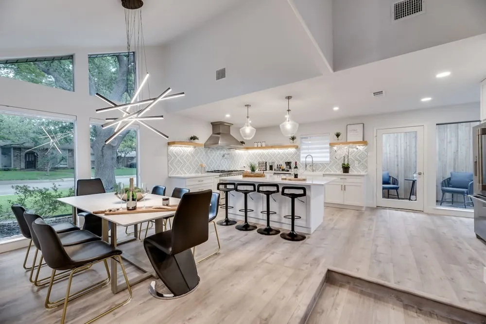 9034 Gunnison Drive Dallas, TX 75231