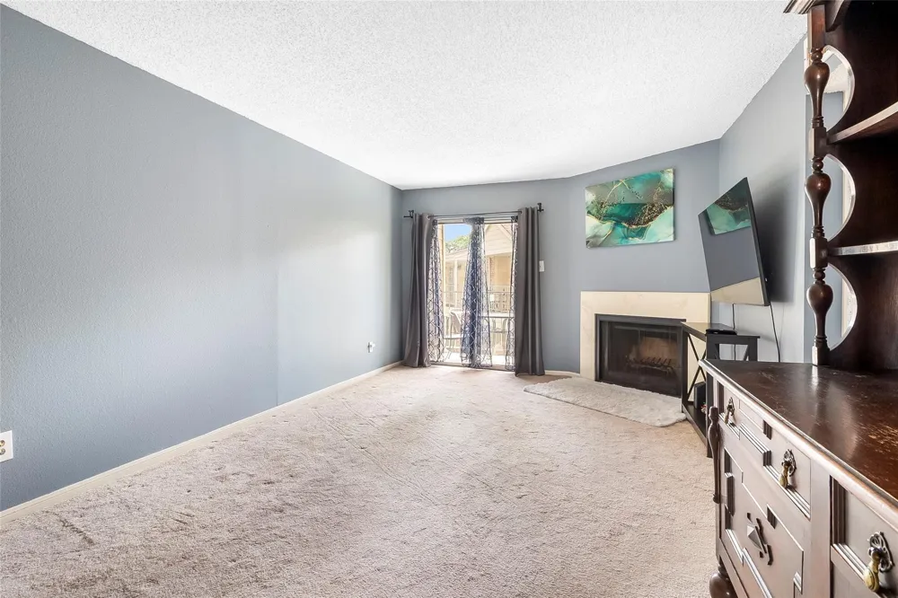 12550 Whittington Dr #814 Houston, TX 77077