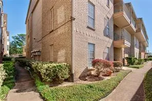 12550 Whittington Dr #814 Houston, TX 77077