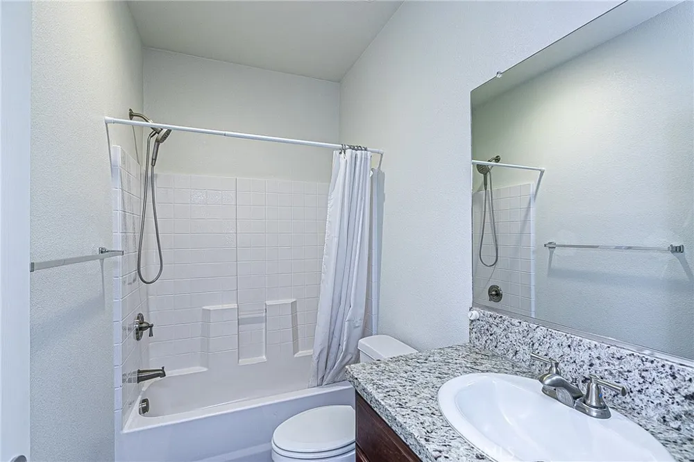 1452 W Beacon Santa Maria, CA 93458
