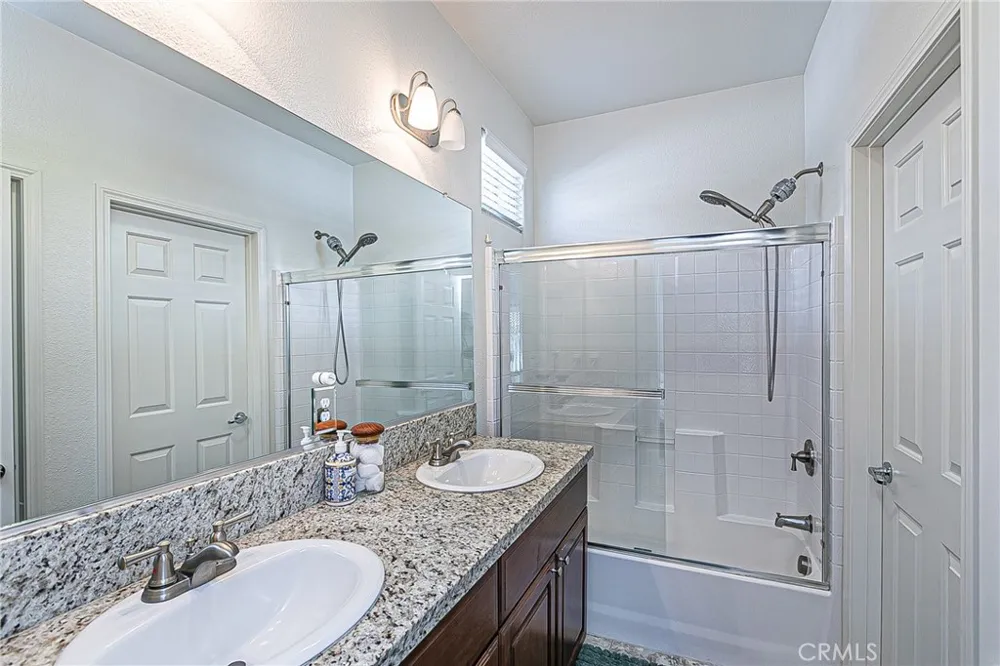 1452 W Beacon Santa Maria, CA 93458