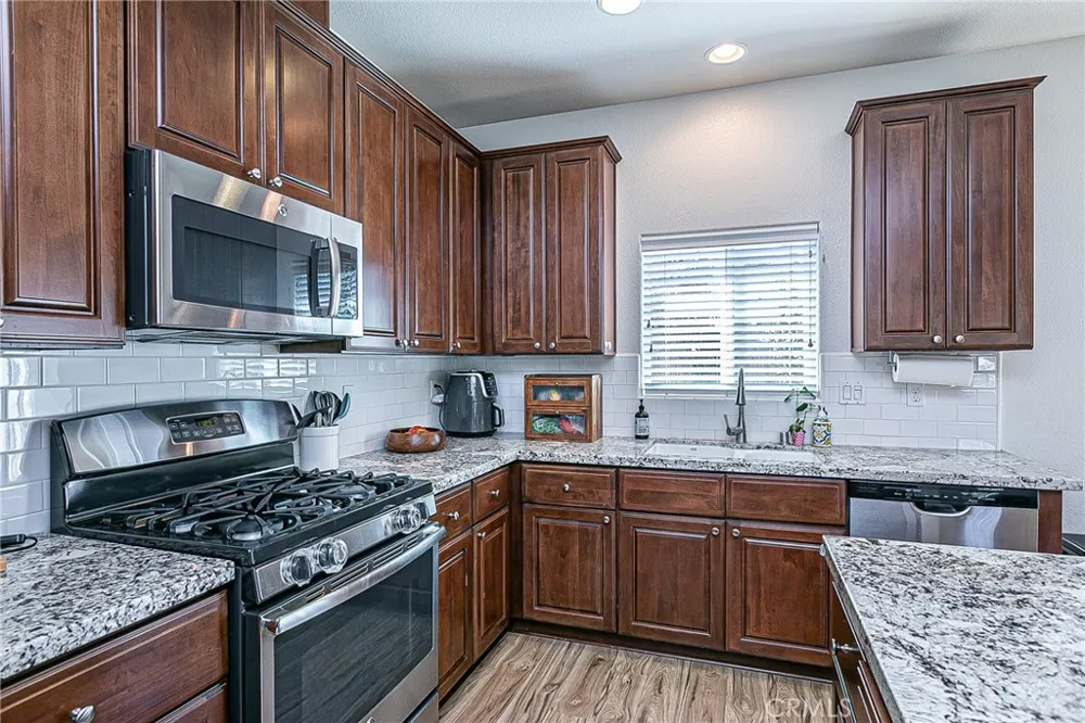 1452 W Beacon Santa Maria, CA 93458