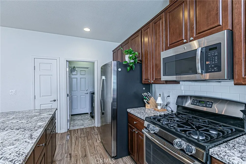1452 W Beacon Santa Maria, CA 93458