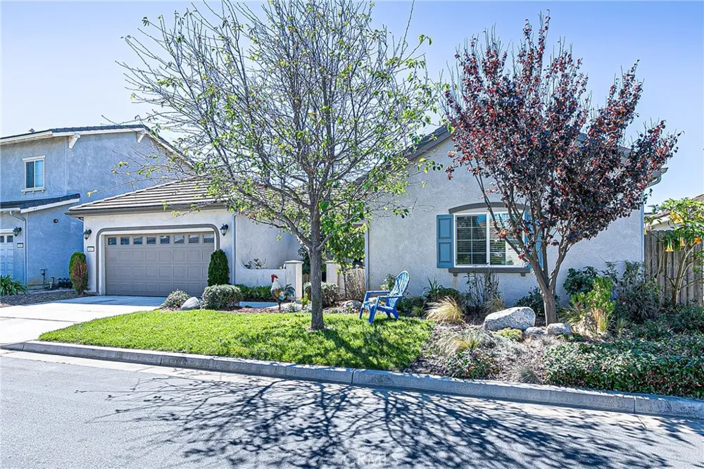 1452 W Beacon Santa Maria, CA 93458