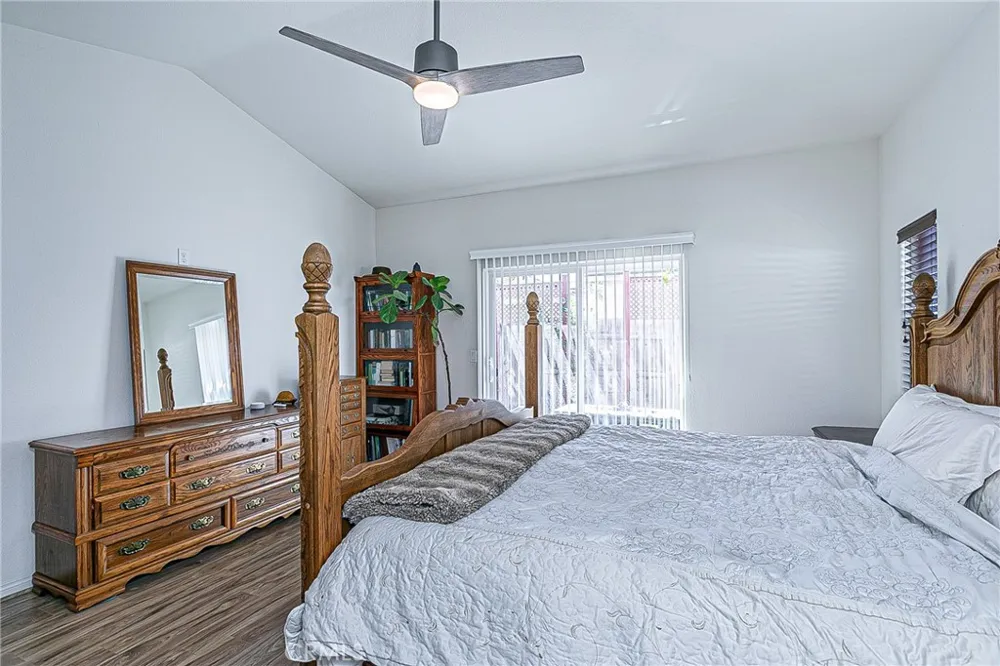 1452 W Beacon Santa Maria, CA 93458