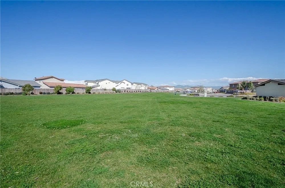 1452 W Beacon Santa Maria, CA 93458