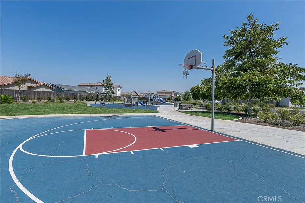 1452 W Beacon Santa Maria, CA 93458