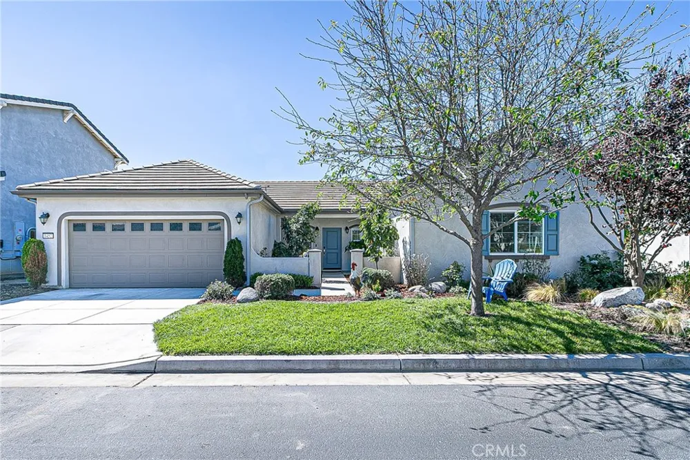 1452 W Beacon Santa Maria, CA 93458