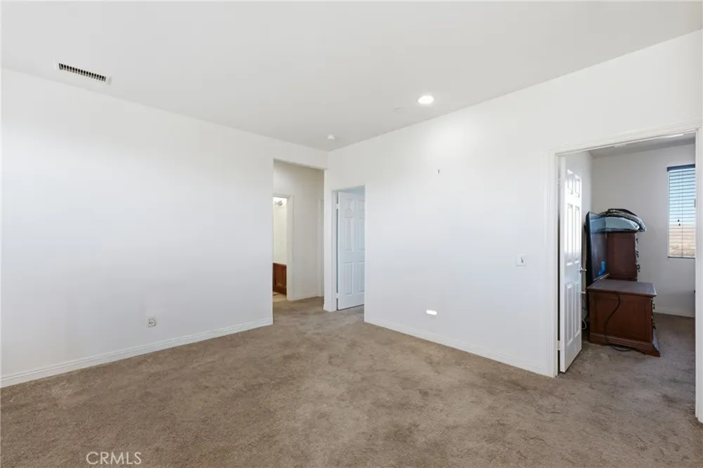 29138 Edgewood Lake Elsinore, CA 92530