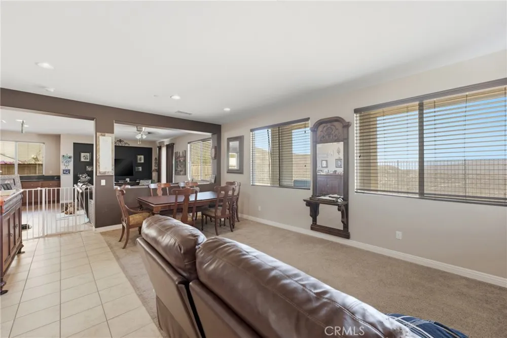 29138 Edgewood Lake Elsinore, CA 92530