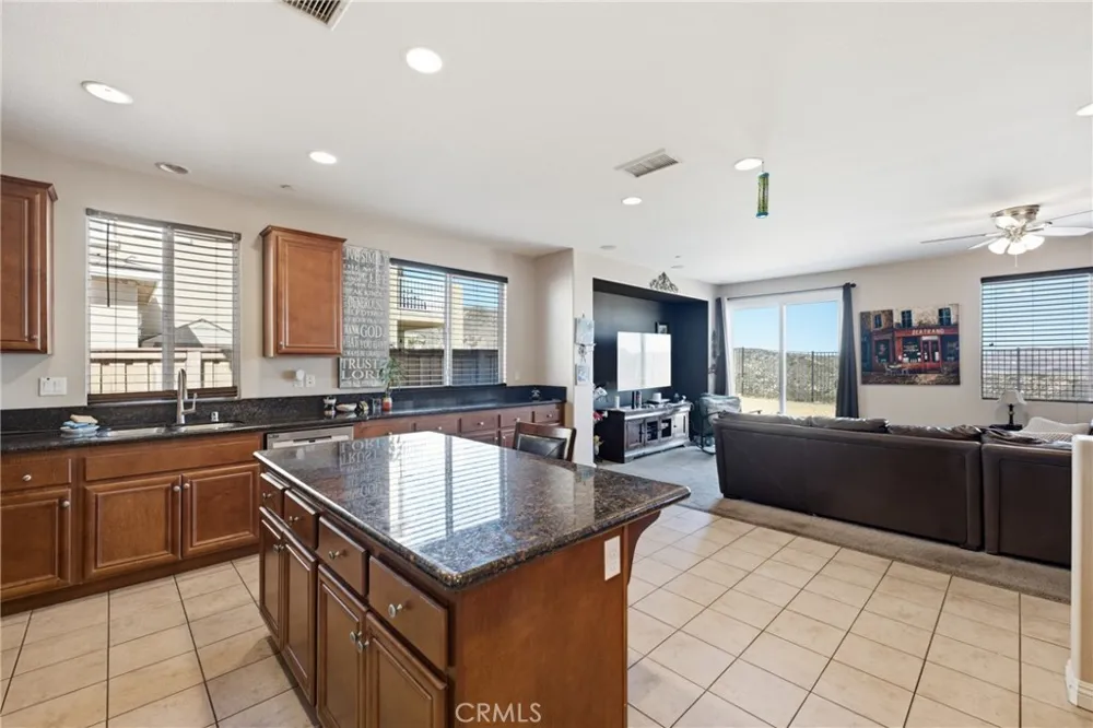 29138 Edgewood Lake Elsinore, CA 92530