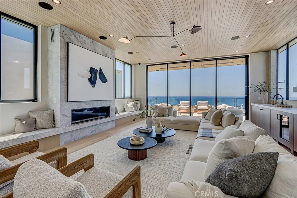 1404 Manhattan Manhattan Beach, CA 90266