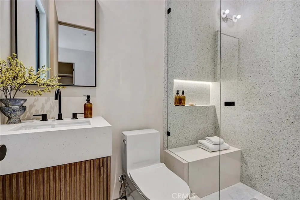 1404 Manhattan Manhattan Beach, CA 90266