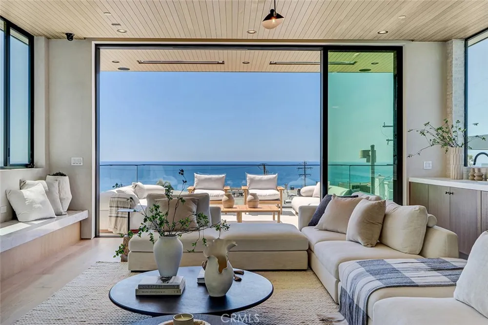 1404 Manhattan Manhattan Beach, CA 90266