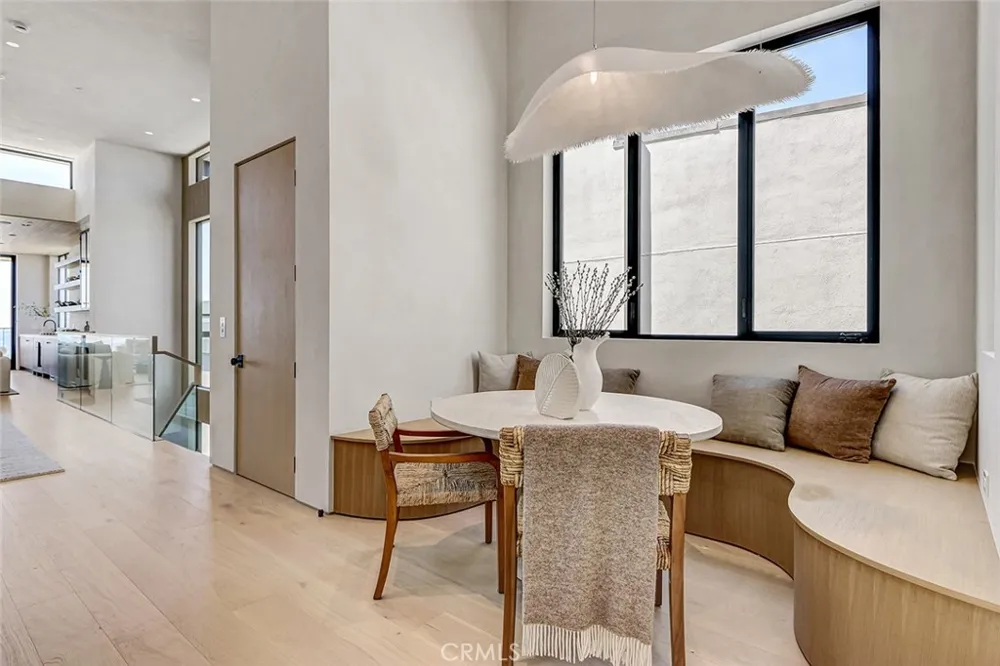 1404 Manhattan Manhattan Beach, CA 90266