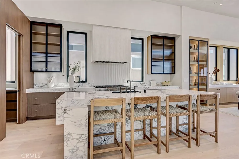 1404 Manhattan Manhattan Beach, CA 90266
