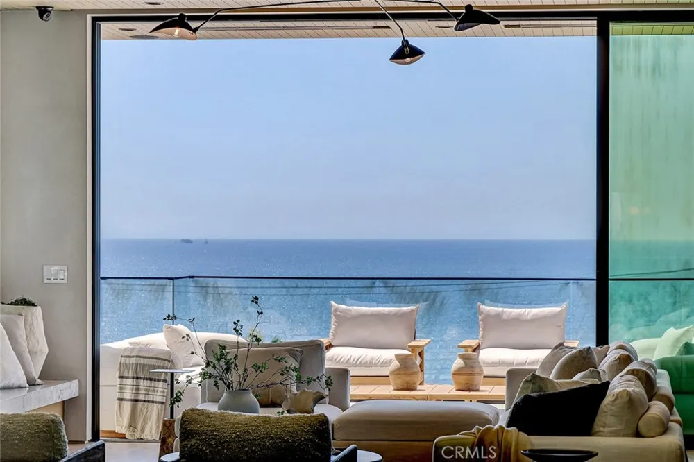 1404 Manhattan Manhattan Beach, CA 90266
