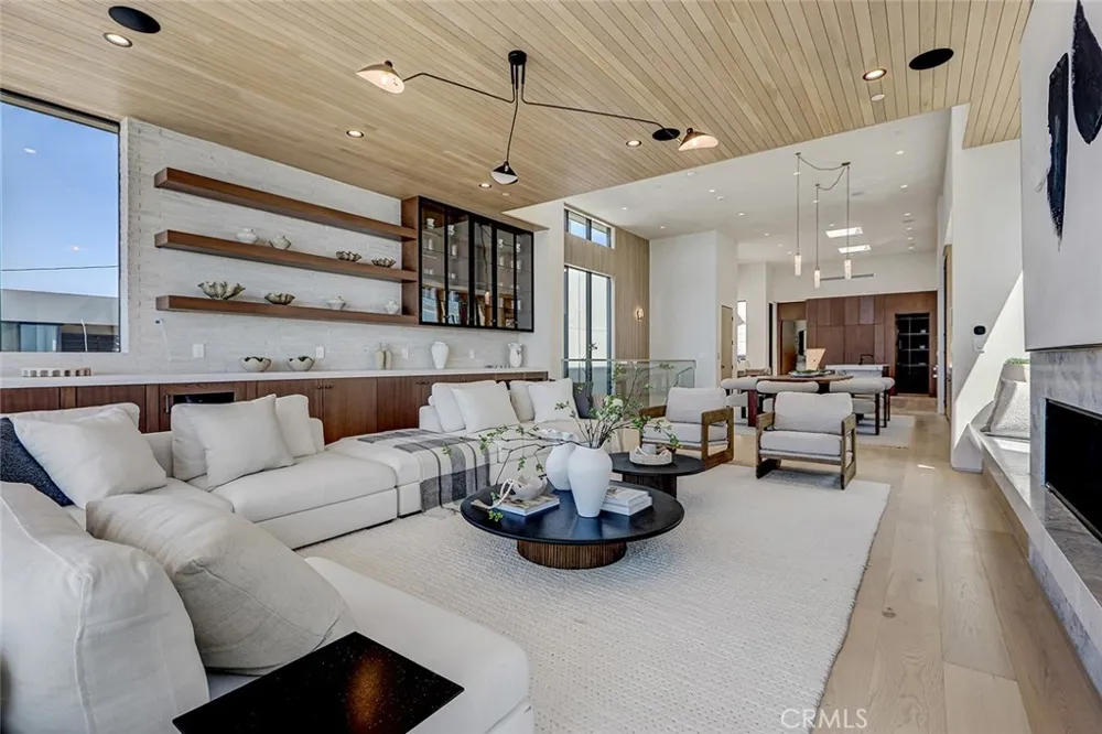 1404 Manhattan Manhattan Beach, CA 90266