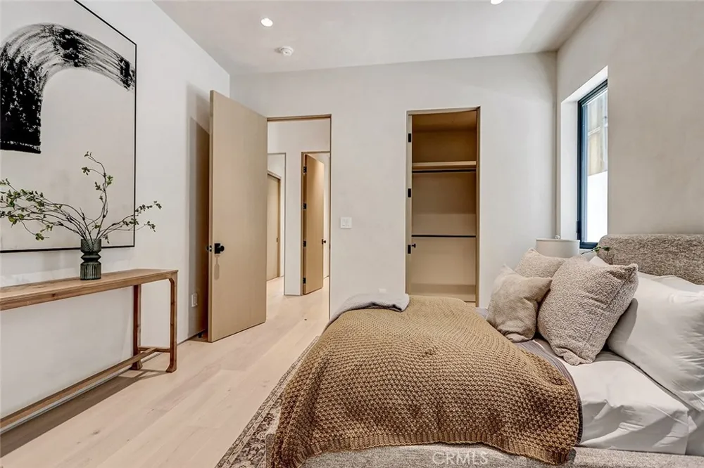 1404 Manhattan Manhattan Beach, CA 90266