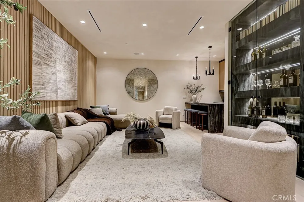 1404 Manhattan Manhattan Beach, CA 90266