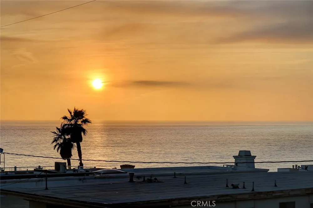 1404 Manhattan Manhattan Beach, CA 90266