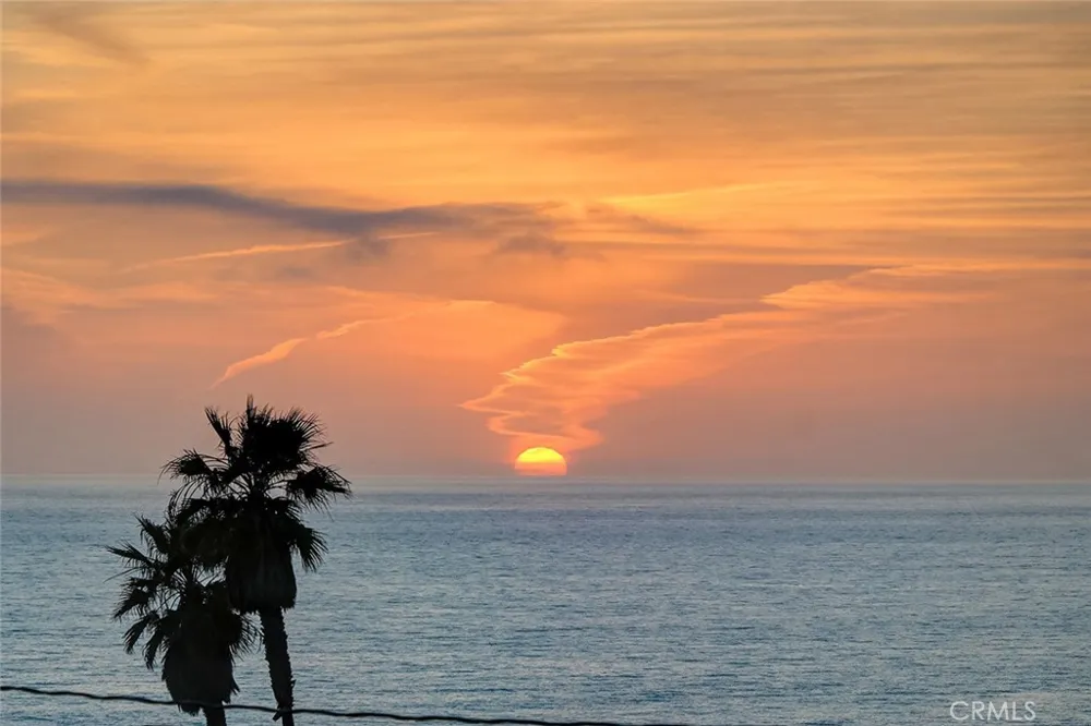 1404 Manhattan Manhattan Beach, CA 90266