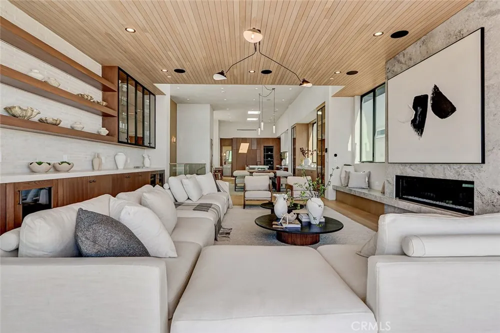1404 Manhattan Manhattan Beach, CA 90266