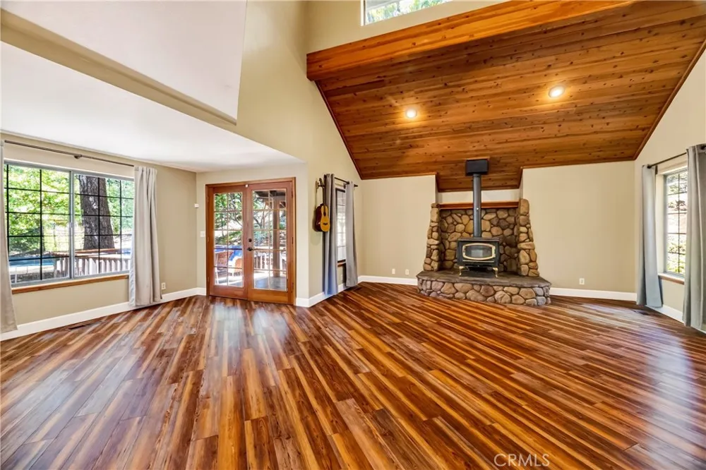 6055 Timber Ridge Magalia, CA 95954