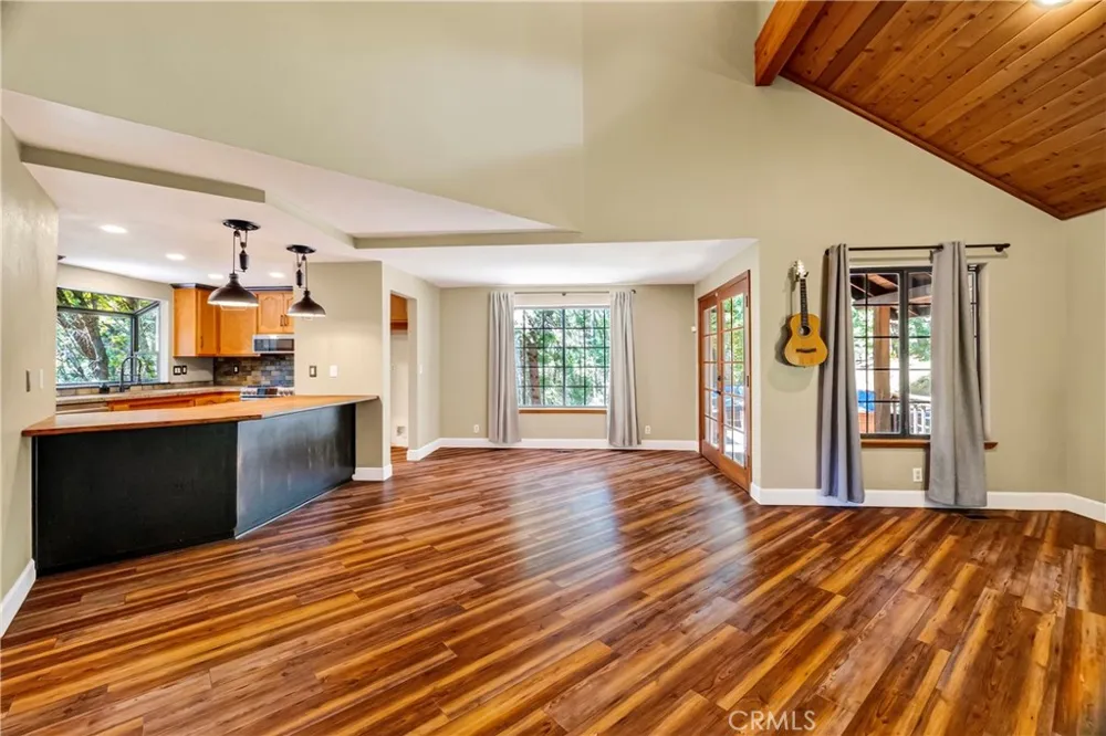 6055 Timber Ridge Magalia, CA 95954