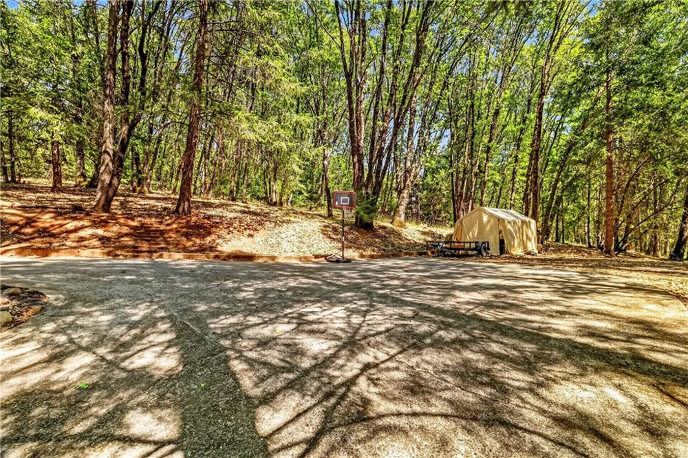 6055 Timber Ridge Magalia, CA 95954