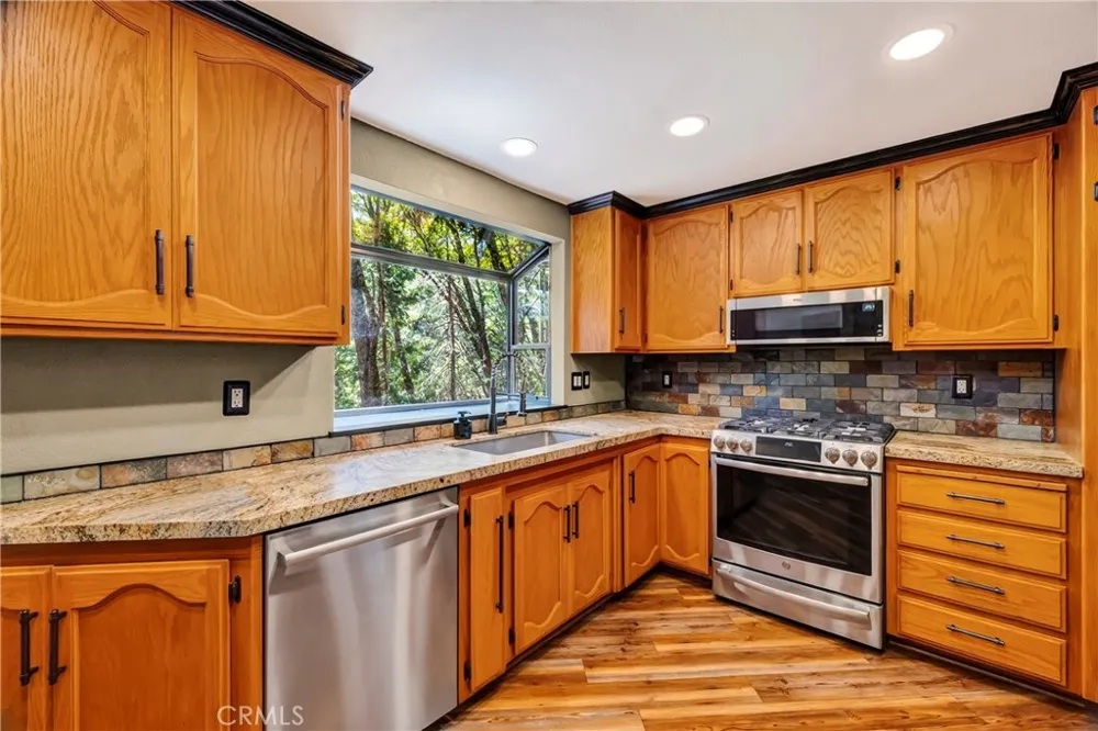 6055 Timber Ridge Magalia, CA 95954