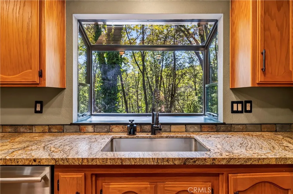 6055 Timber Ridge Magalia, CA 95954