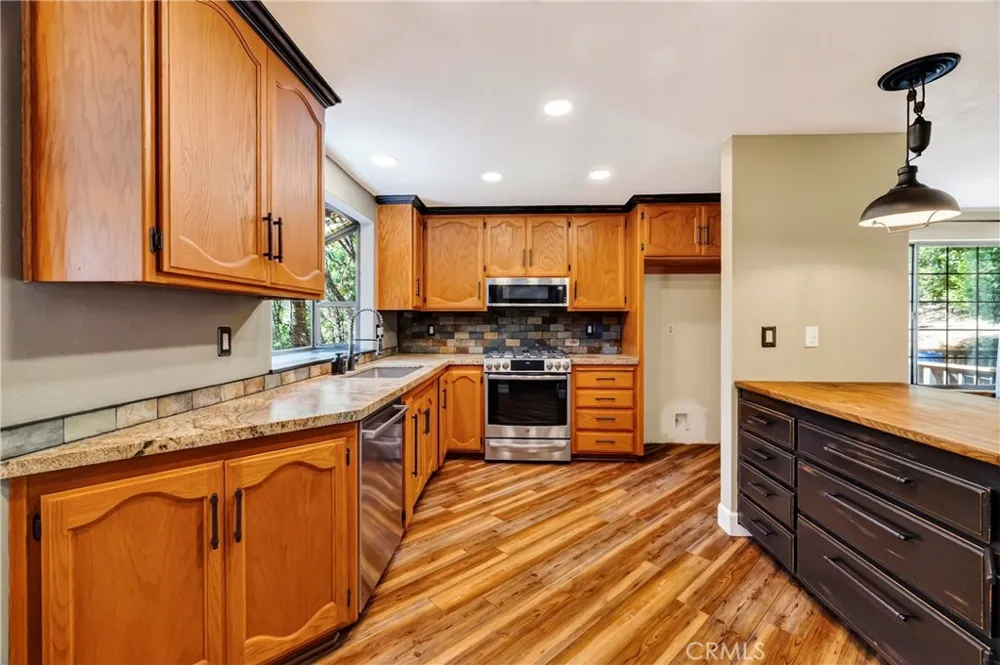 6055 Timber Ridge Magalia, CA 95954