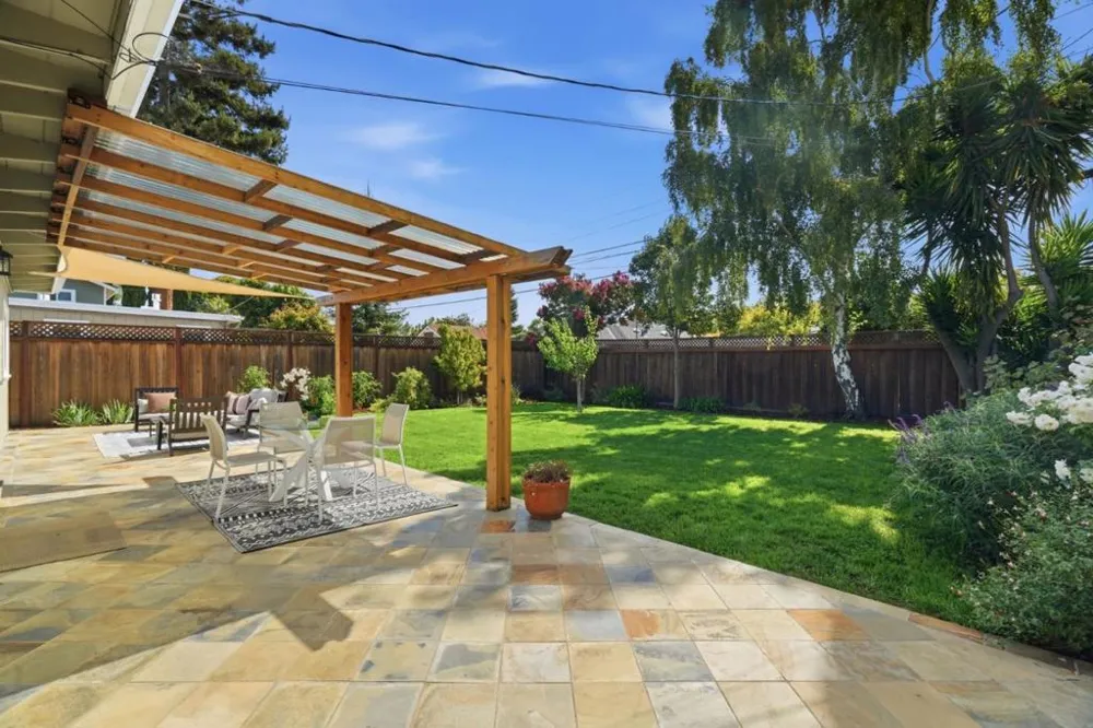 27 Garden Street Redwood City, CA 94063