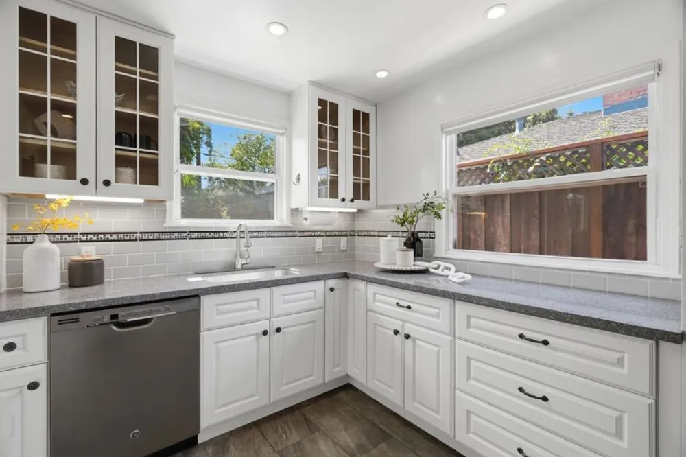 27 Garden Street Redwood City, CA 94063