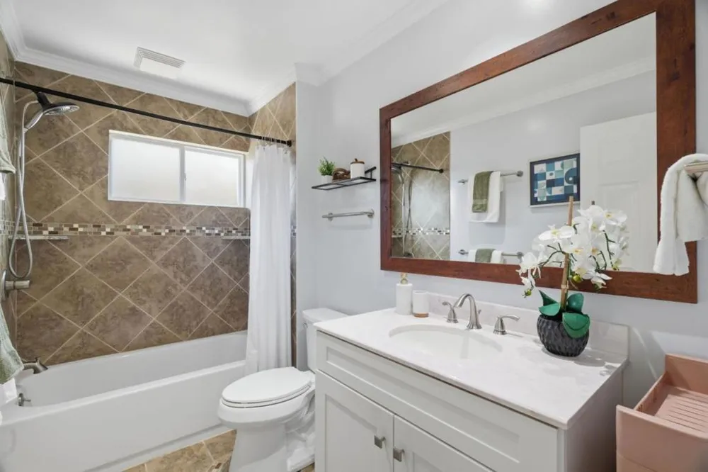27 Garden Street Redwood City, CA 94063