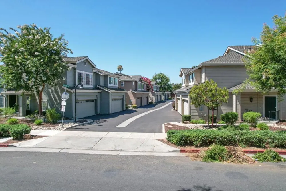 1487 Carrington Circle San Jose, CA 95125