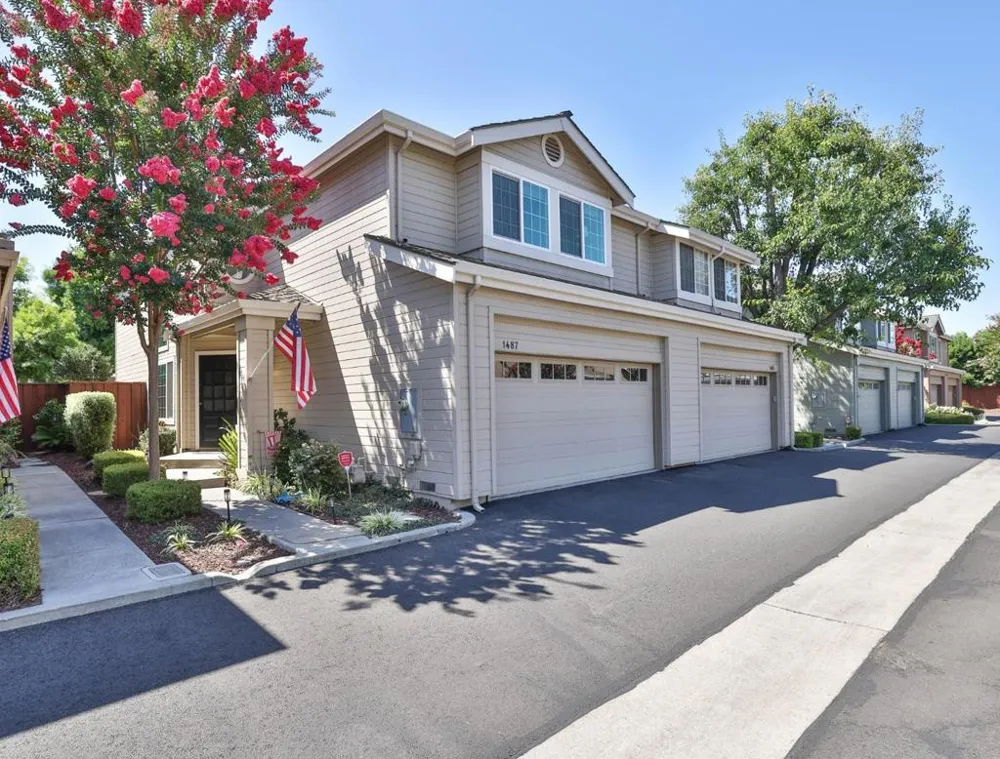 1487 Carrington Circle San Jose, CA 95125