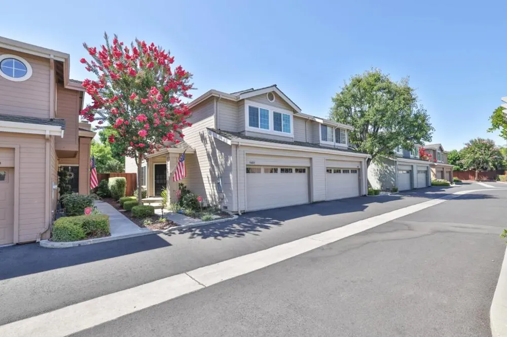 1487 Carrington Circle San Jose, CA 95125