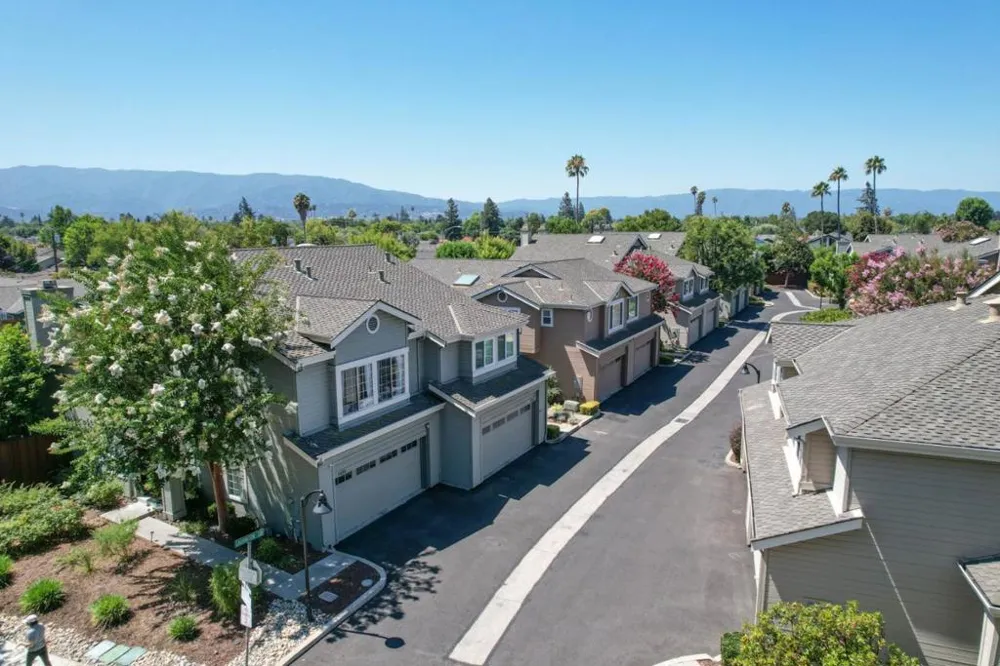 1487 Carrington Circle San Jose, CA 95125
