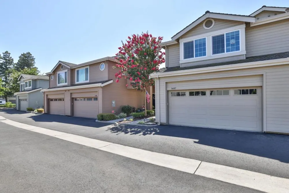 1487 Carrington Circle San Jose, CA 95125