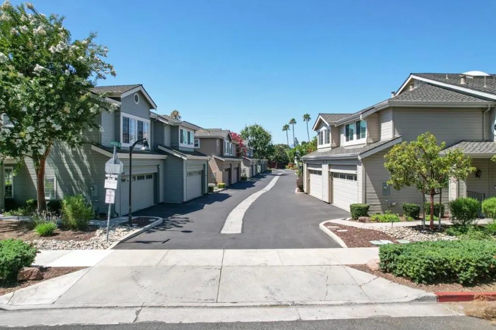 1487 Carrington Circle San Jose, CA 95125