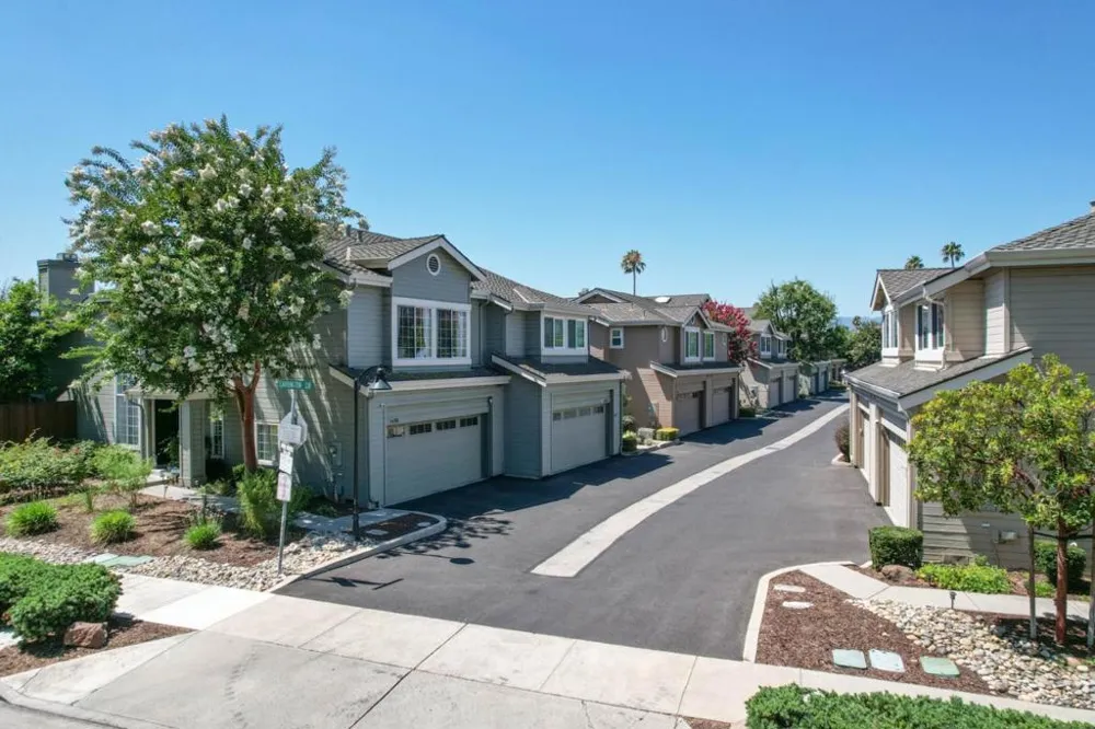 1487 Carrington Circle San Jose, CA 95125